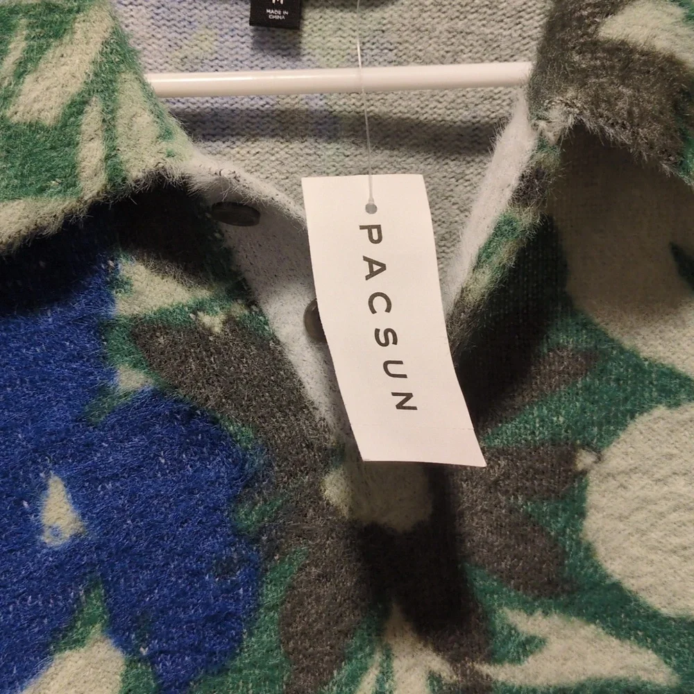 NWT PacSun Eyelash Polo Sweater - Perfect for Adding a Super Soft Pop of Color - Picture 8 of 14